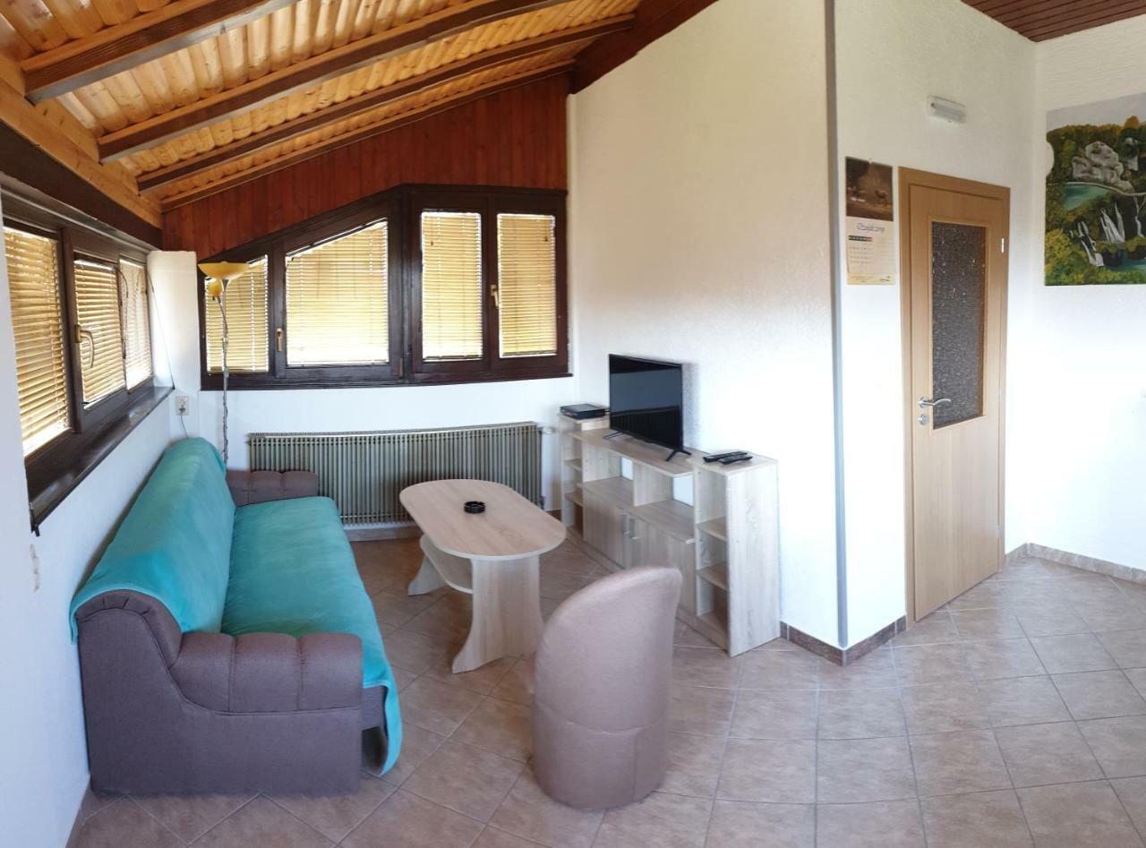 Guest House Boric Grabovac  Exterior foto