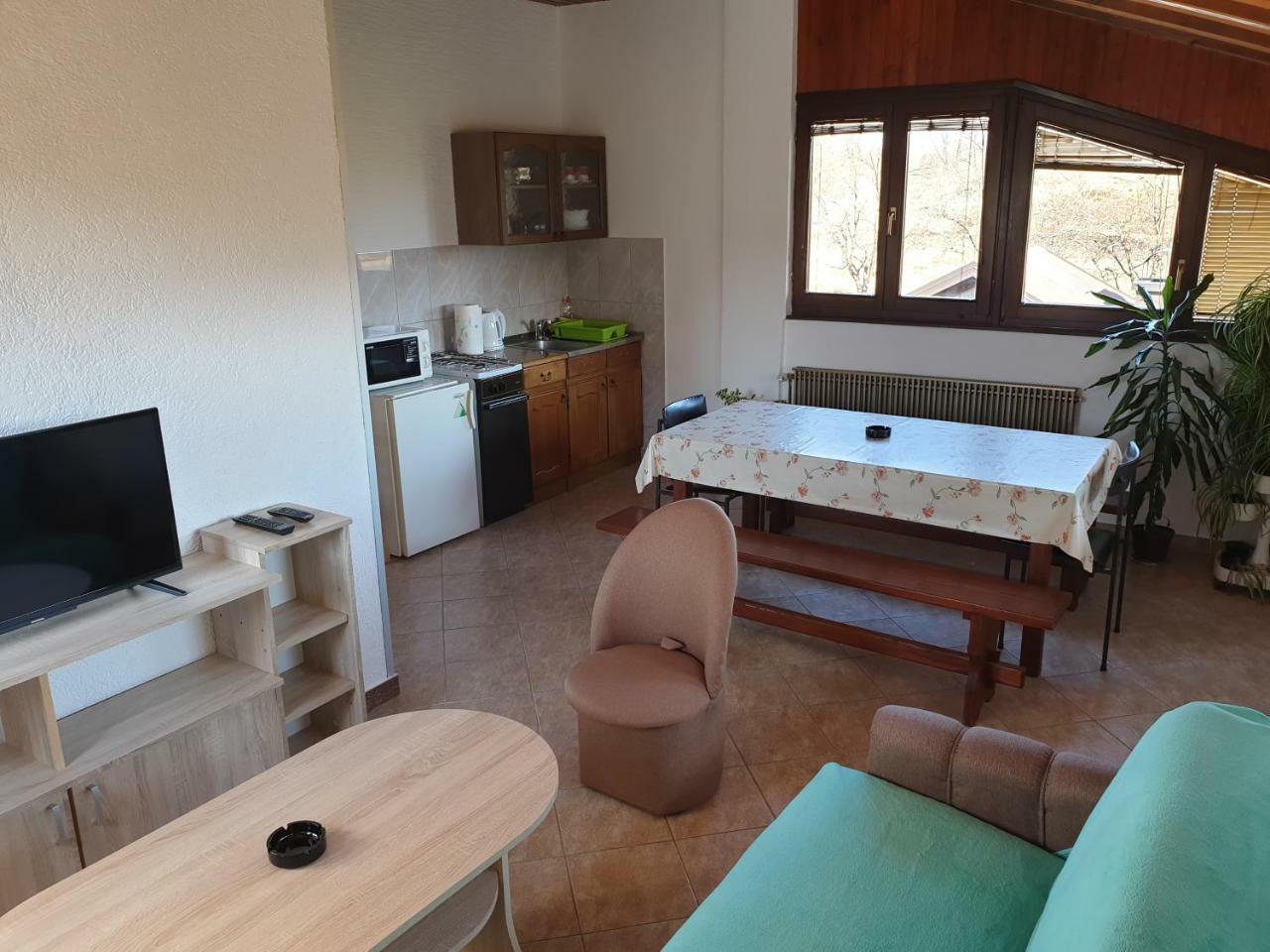 Guest House Boric Grabovac  Exterior foto